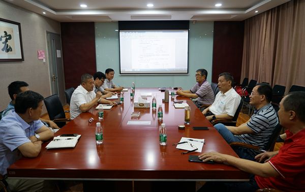 区政协主席张昭森到球友会平台集团调研