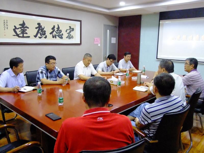 区政协主席张昭森到球友会平台集团调研